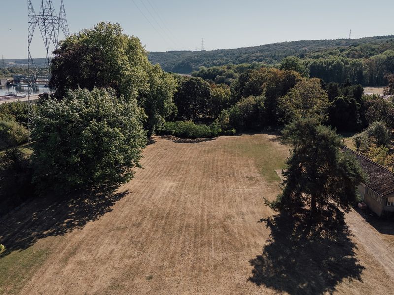 Parc arboré du domaine – Château de la Neuville